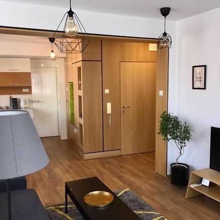 Golden View Of Plovdiv Apartment Exterior foto